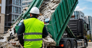 Вывоз строительного мусора в Калуге: услуги лицензированной компании — ПроМусор